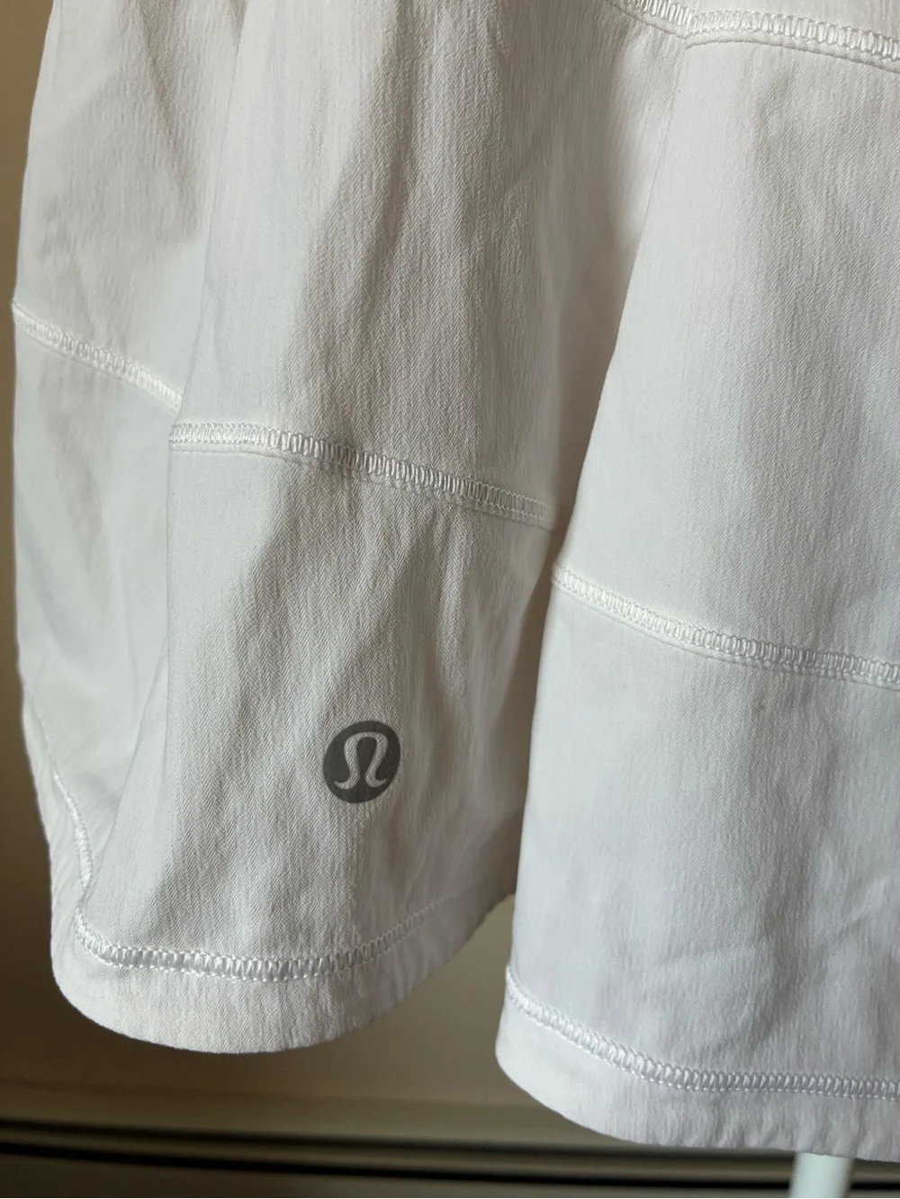 Lululemon White Athletic Tennis Golf Running Skort size 6
